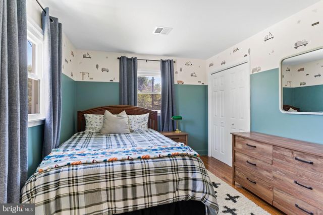 5242 TERRACE RD, Mechanicsburg, PA 17050