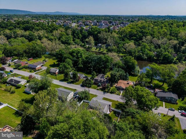 5242 TERRACE RD, Mechanicsburg, PA 17050
