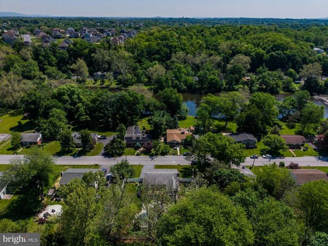 5242 TERRACE RD, Mechanicsburg, PA 17050