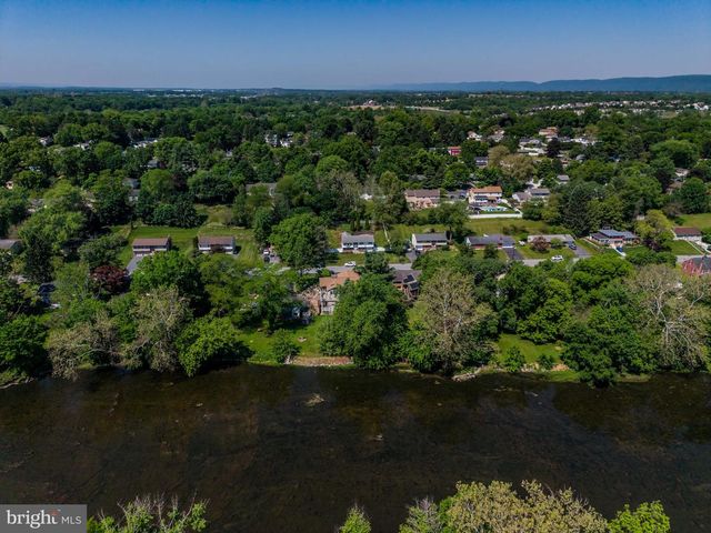 5242 TERRACE RD, Mechanicsburg, PA 17050