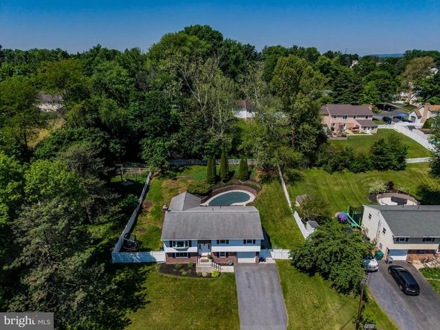 5242 TERRACE RD, Mechanicsburg, PA 17050