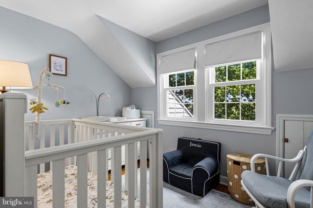 220 WALNUT LN, Ambler, PA 19002