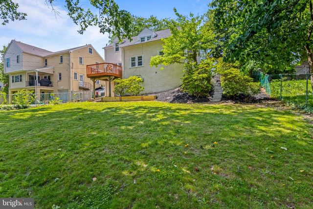 220 WALNUT LN, Ambler, PA 19002