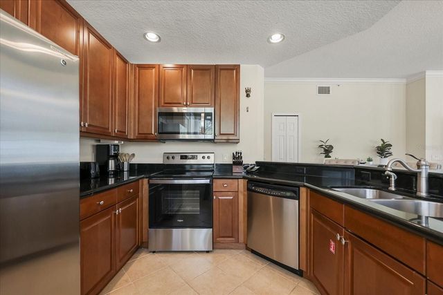 7509 MOURNING DOVE CIRCLE 204, Reunion, FL 34747