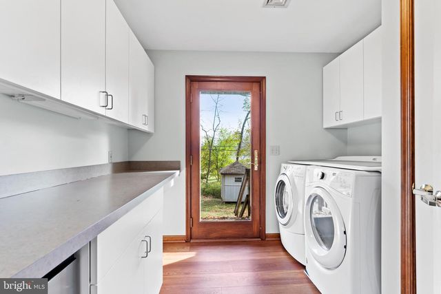 255 HICKORY RD, Carlisle, PA 17015