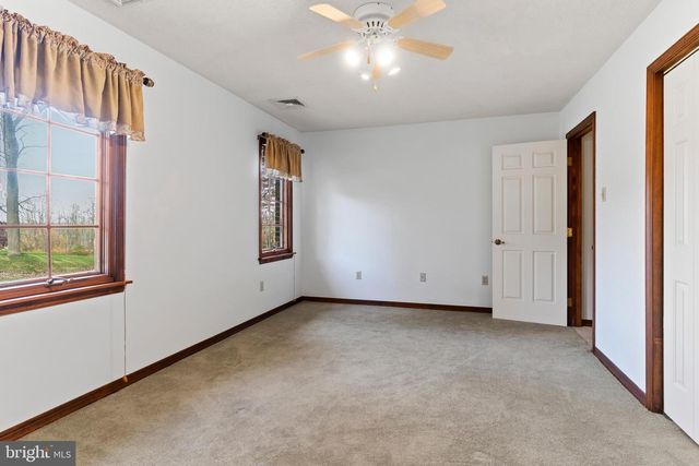 255 HICKORY RD, Carlisle, PA 17015