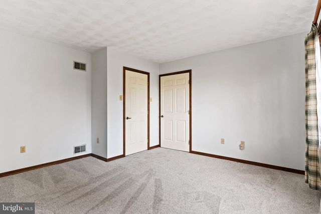 255 HICKORY RD, Carlisle, PA 17015