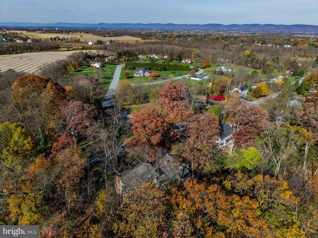 255 HICKORY RD, Carlisle, PA 17015