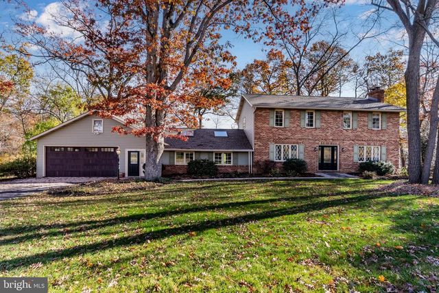 255 HICKORY RD, Carlisle, PA 17015