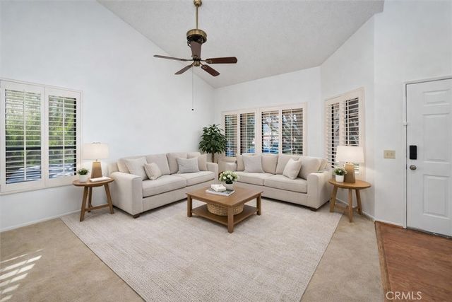 26389 Rainbow Glen Drive, Newhall, CA 91321