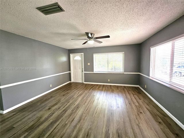 1040 NW 73rd Ter, Margate, FL 33063