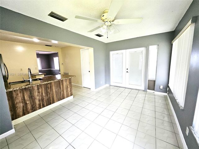1040 NW 73rd Ter, Margate, FL 33063