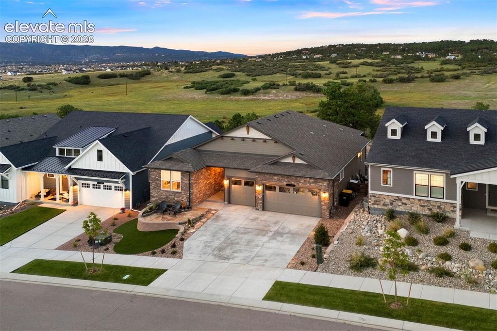 154 E Lost Pines Drive, Monument, CO 80132 — photo 2