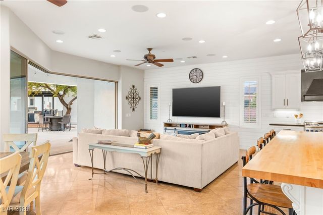 1035 Aviator Court, Henderson, NV 89002