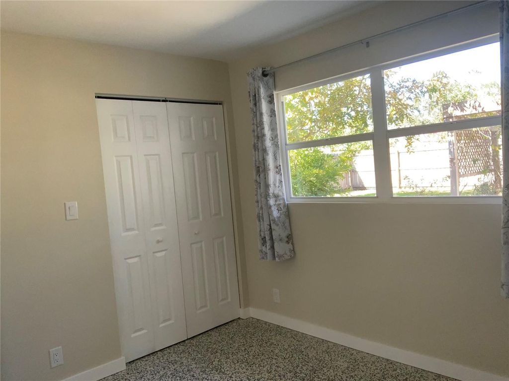 Image 13 of property listing at 3145 BELLEVUE STREET, Sarasota, FL 34237