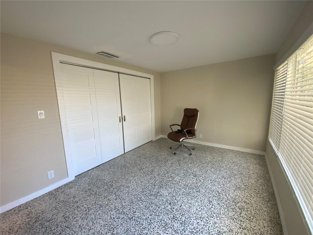 Image 5 of property listing at 3145 BELLEVUE STREET, Sarasota, FL 34237