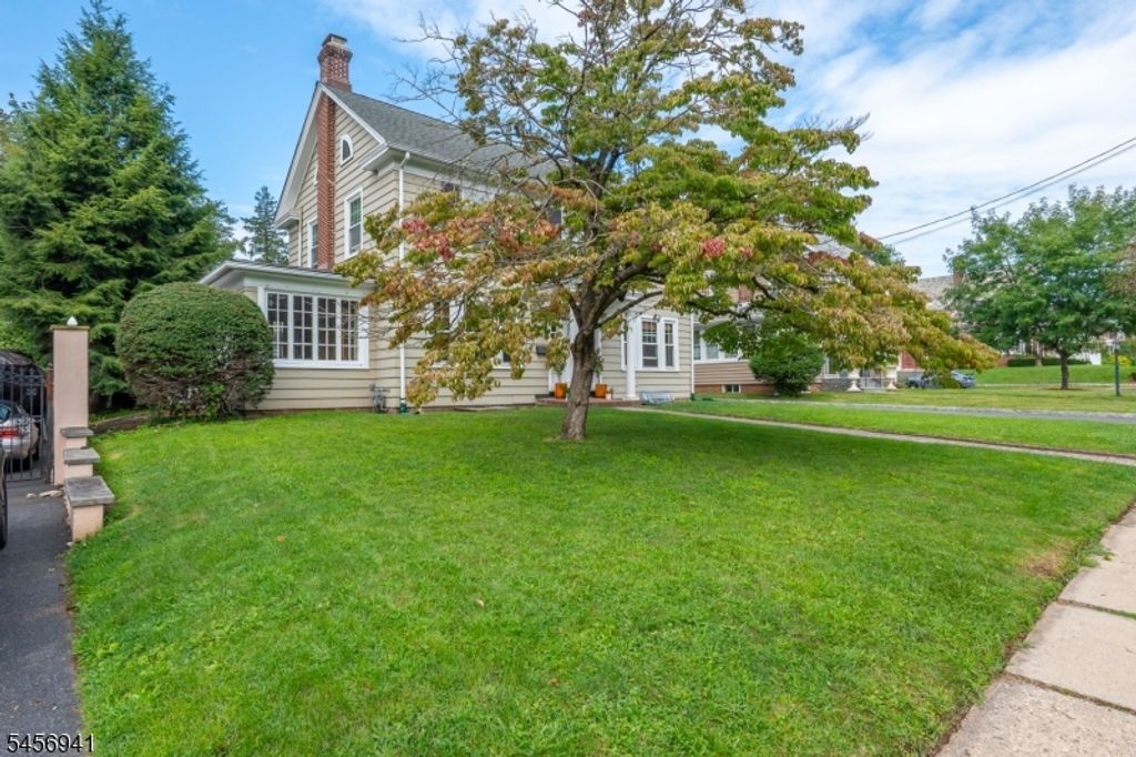 638 Union Ave, Elizabeth City, NJ 07208 — photo 3