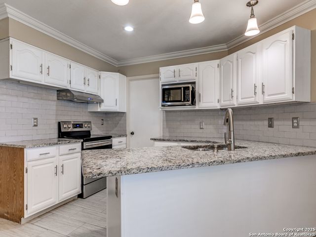 10326 Country Vista, San Antonio, TX 78249