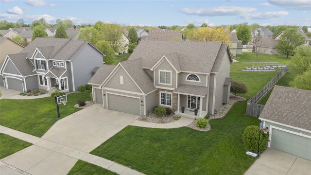 4208 SW Camden Ridge Drive, Ankeny, IA 50023