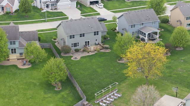 4208 SW Camden Ridge Drive, Ankeny, IA 50023