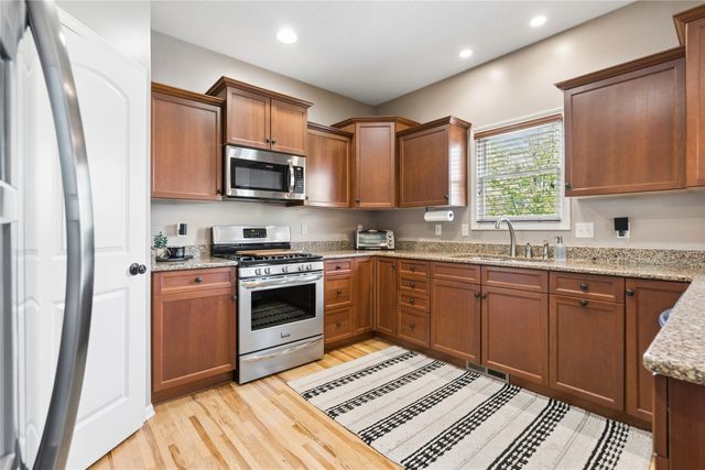4208 SW Camden Ridge Drive, Ankeny, IA 50023