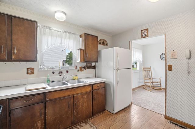 1750 Flinthill Drive, Columbus, OH 43223
