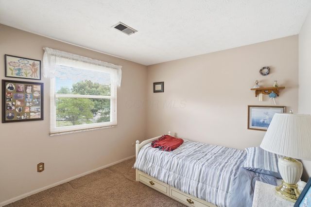1750 Flinthill Drive, Columbus, OH 43223