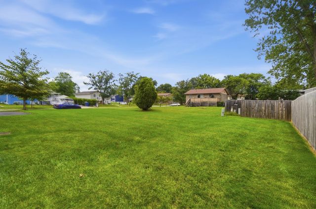 1750 Flinthill Drive, Columbus, OH 43223