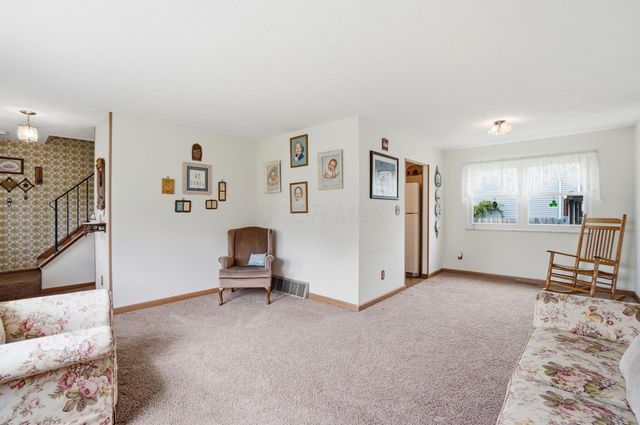 1750 Flinthill Drive, Columbus, OH 43223