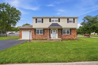 1750 Flinthill Drive, Columbus, OH 43223