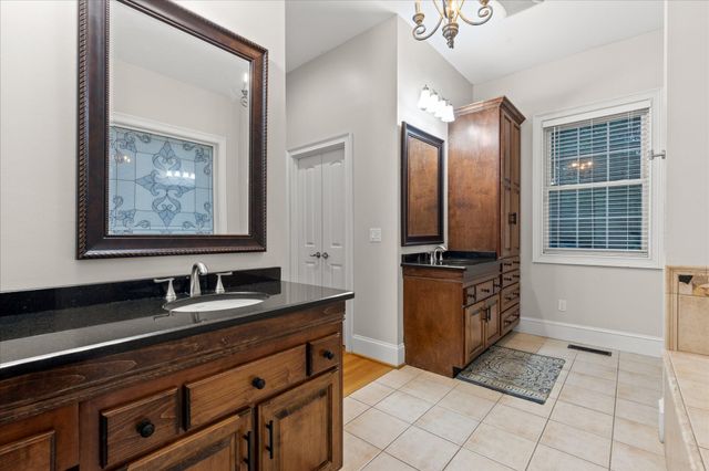 4441 Raccoon Mountain Road, Chattanooga, TN 37419