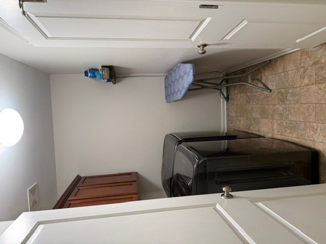 438 Grosvenor Lane 438, Aurora, IL 60504