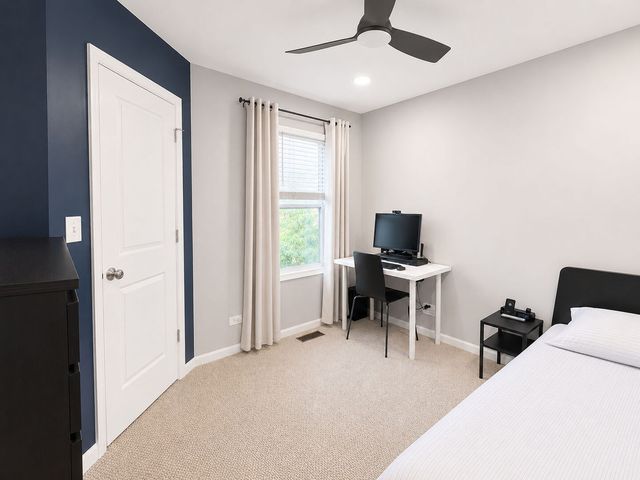 438 Grosvenor Lane 438, Aurora, IL 60504