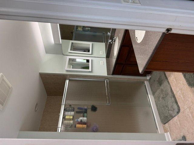 438 Grosvenor Lane 438, Aurora, IL 60504