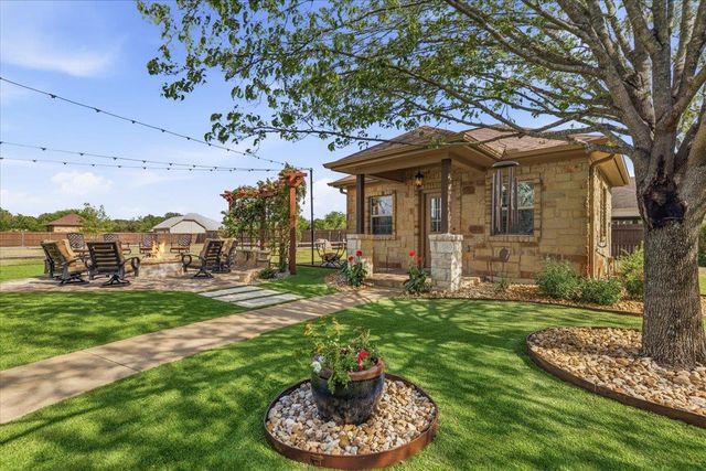 111 Axis TRL, Bastrop, TX 78602