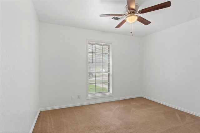 707 Briargrove Drive, Alvin, TX 77511