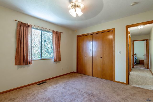 1279 PENNINGTON, Rapid City, SD 57703