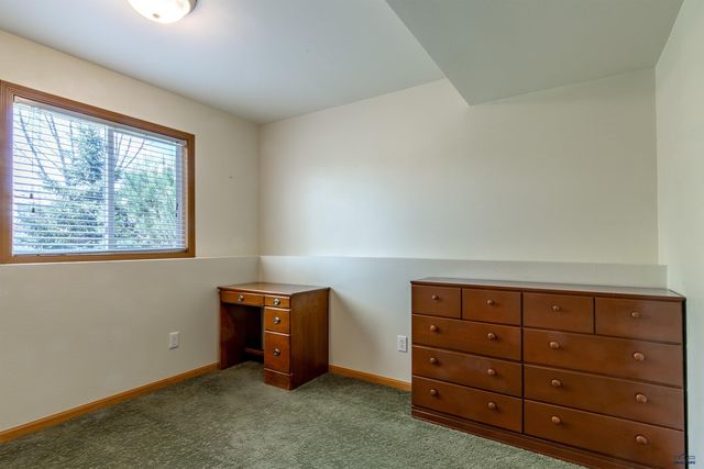 1279 PENNINGTON, Rapid City, SD 57703