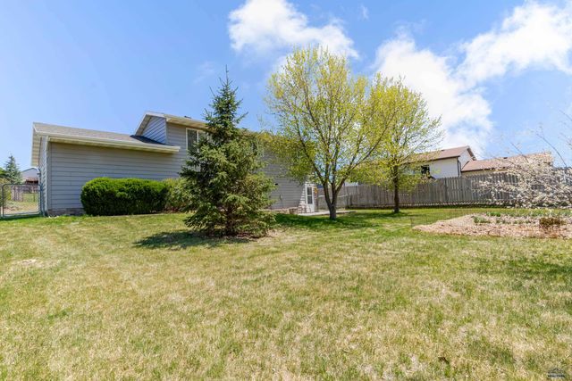1279 PENNINGTON, Rapid City, SD 57703