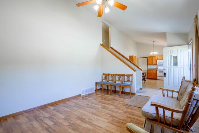 1279 PENNINGTON, Rapid City, SD 57703