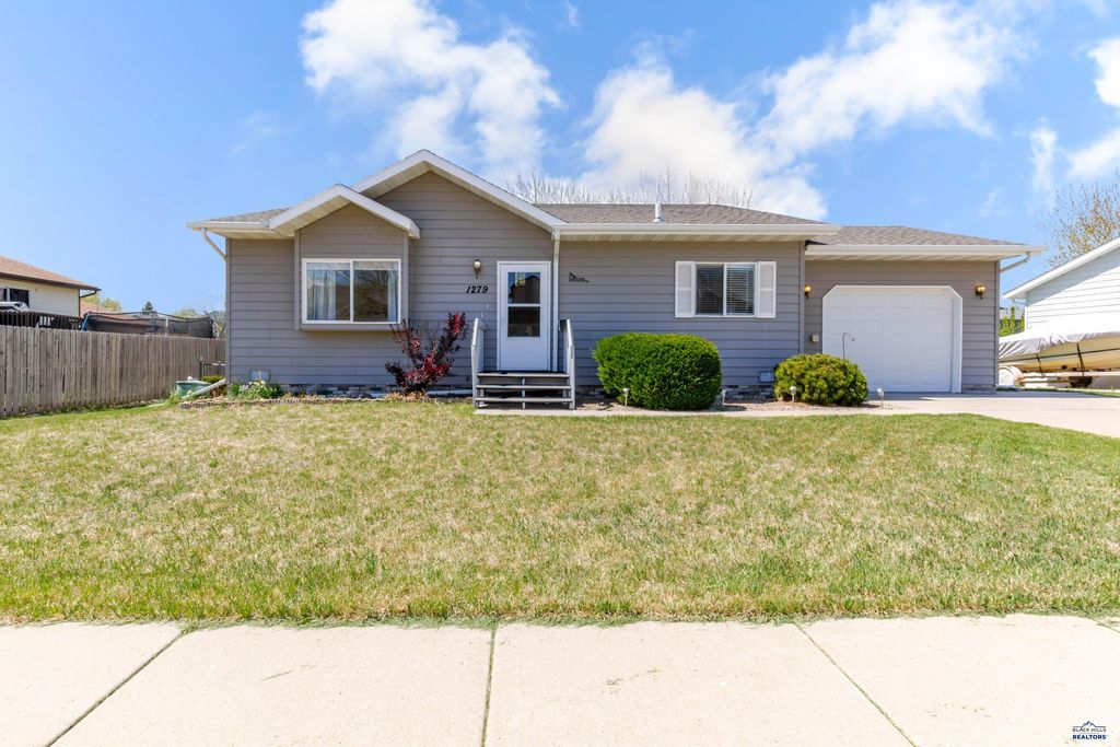 1279 PENNINGTON, Rapid City, SD 57703