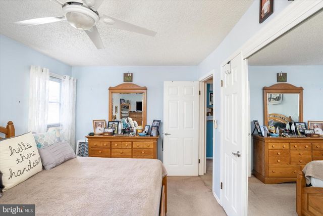 2203 KUSER RD, Hamilton, NJ 08690