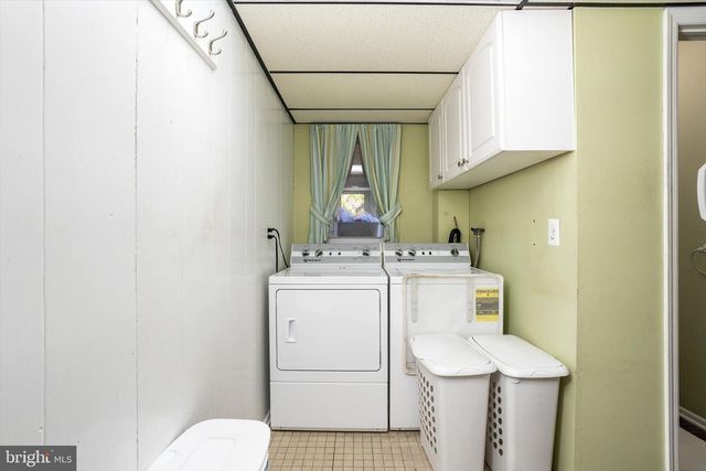 2203 KUSER RD, Hamilton, NJ 08690