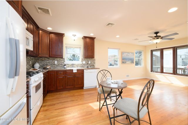 711 Center Street, Union Beach, NJ 07735