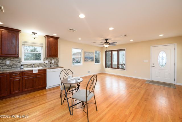 711 Center Street, Union Beach, NJ 07735