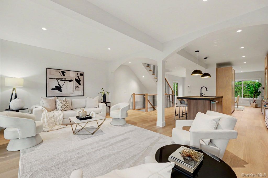 19 Davenport Avenue, Greenwich, CT 06830 — exterior