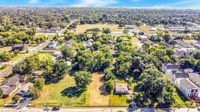 5142 Clover Street, Houston, TX 77033