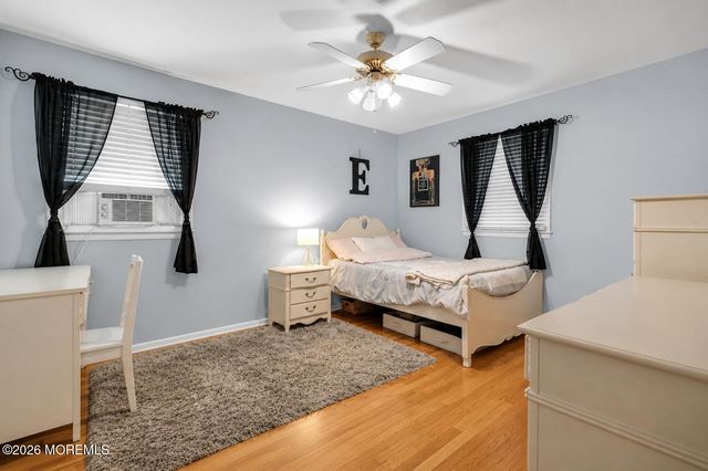 18 Wylie Terrace, Morganville, NJ 07751