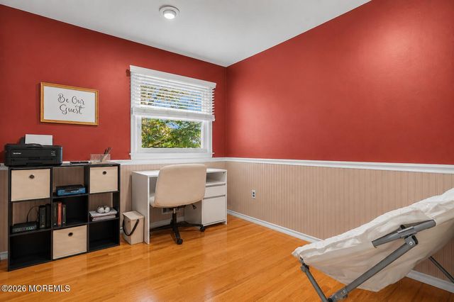 18 Wylie Terrace, Morganville, NJ 07751