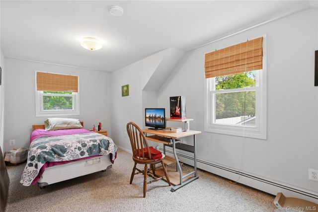 41 Lane Street, Lindenhurst, NY 11757
